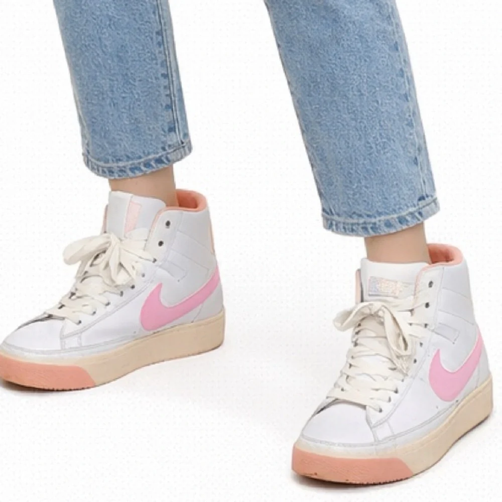 Nike White and Pink Kids Sneakers